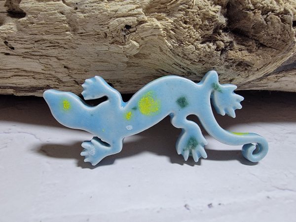 Un petit bout de nature : magnet salamandre en céramique – Image 2