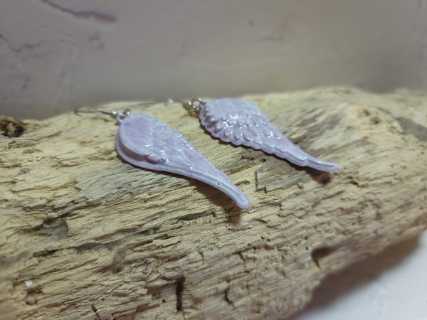 Boucles d’oreilles artisanales en céramique en forme d’ailes d’ange – création faite main
