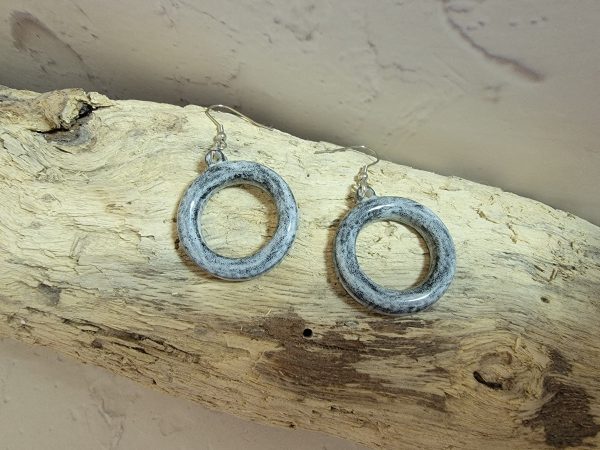 Boucles d'oreilles anneau en céramique